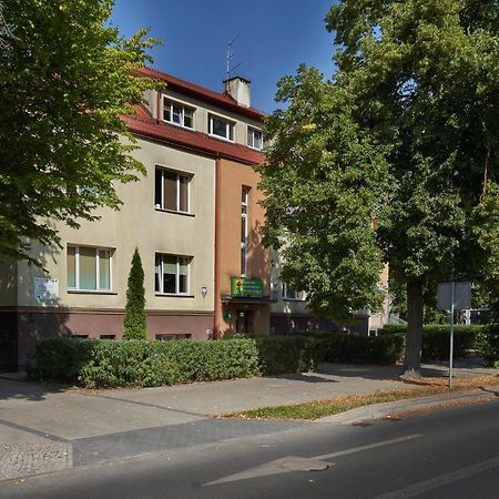Auberge de jeunesse Szkolne Schronisko Mlodziezowe W Olsztynie à Olsztyn  Extérieur photo