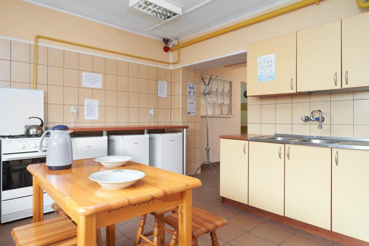 Auberge de jeunesse Szkolne Schronisko Mlodziezowe W Olsztynie Extérieur photo